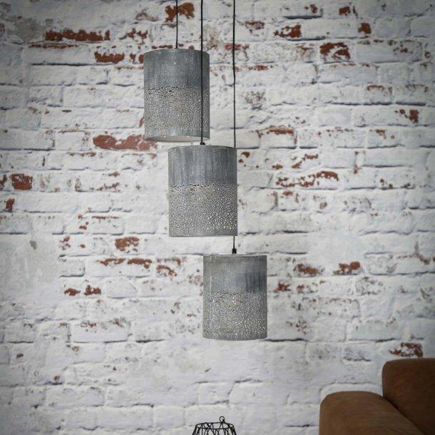 Cylinderformet loftlampe med 3 skærme i grå metal | HemmingsenInteriør